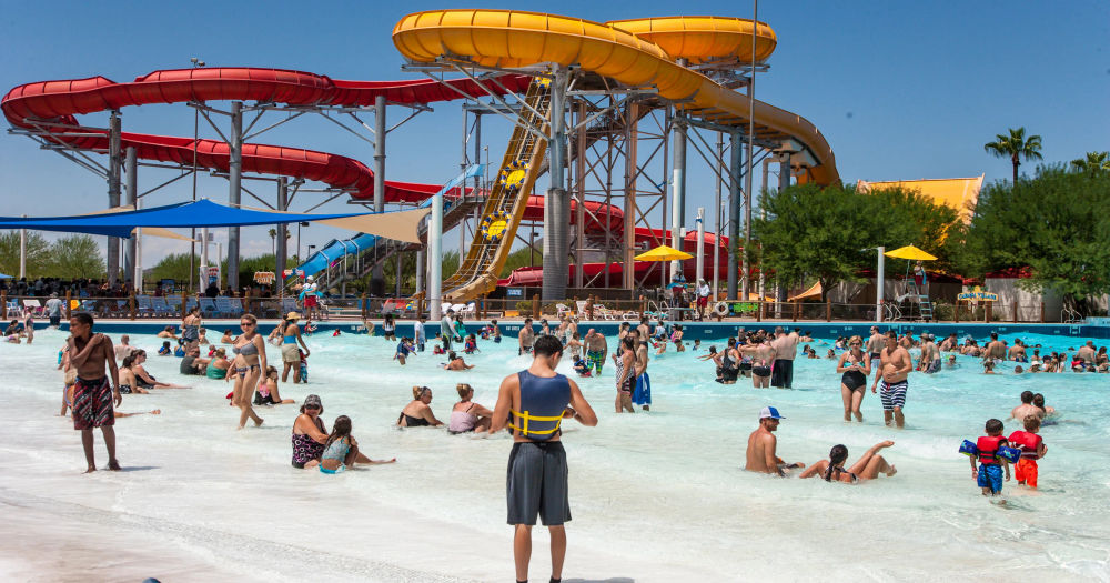 Hurricane Harbor Phoenix!